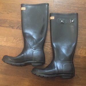 Black Hunter rainboots